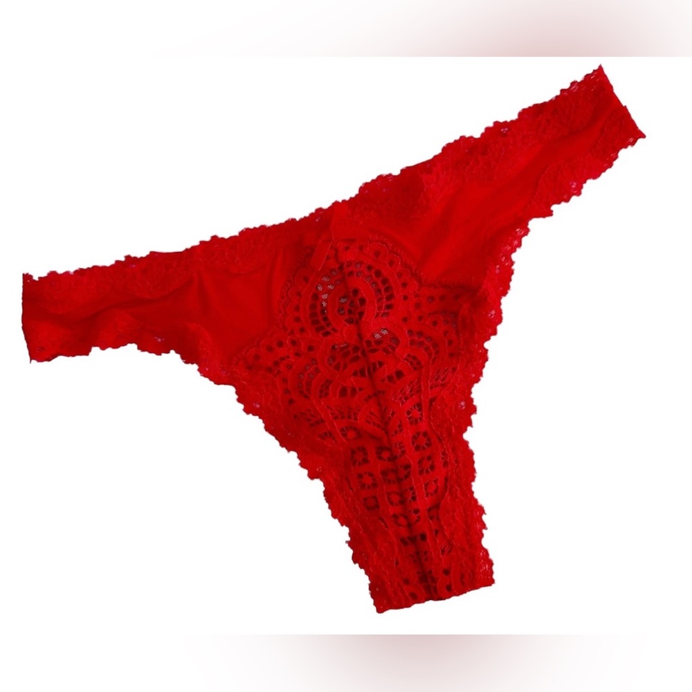 Victoria's Secret Dream Angels Red Thong